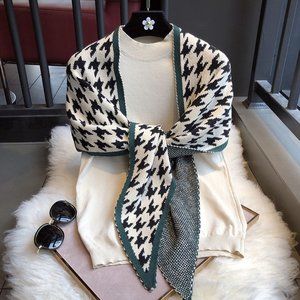 Brand new, patterned scarf, winter scarf for women